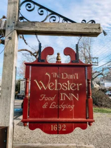 Image of Dan'l Webster Inn Sign